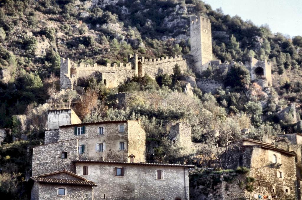 Casale Le Due Querce Guest House Ferentillo Exterior photo